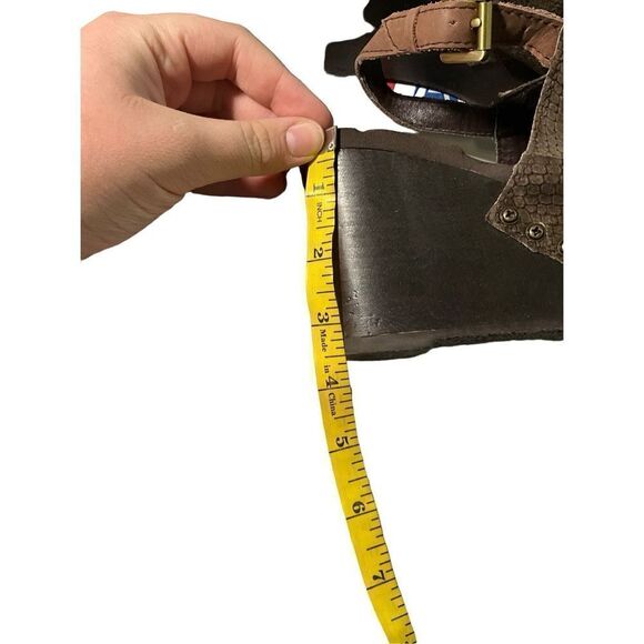 Volatile Brown Leather platform Wedges Peep Toe - Picture 8 of 15